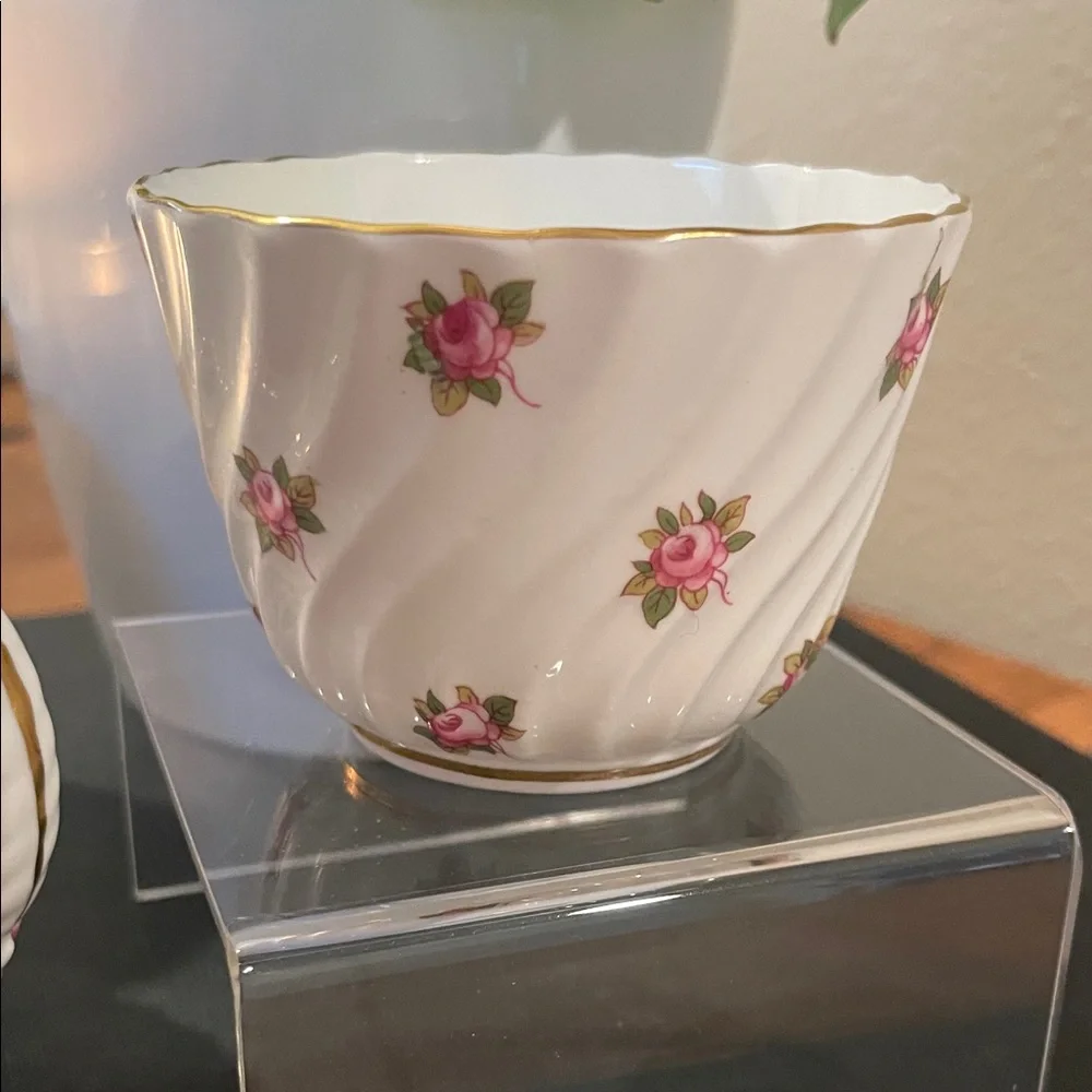 Vintage Aynsley Hathaway Bone China Creamer & Open Sugar Bowl–England–Gold Trim